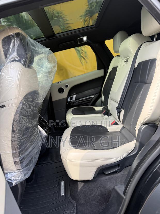 Land Rover Range Rover Sport 2021 Black