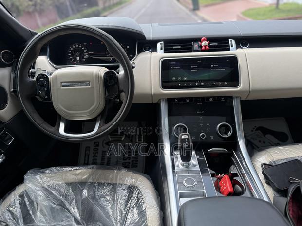 Land Rover Range Rover Sport 2021 Black