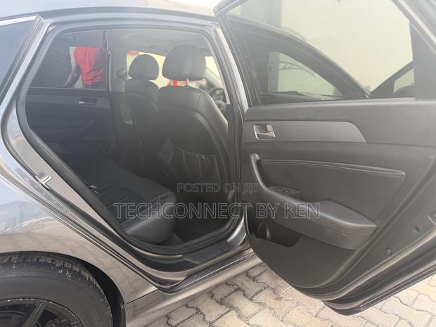 Hyundai Sonata Sport 2018 Gray photo 4