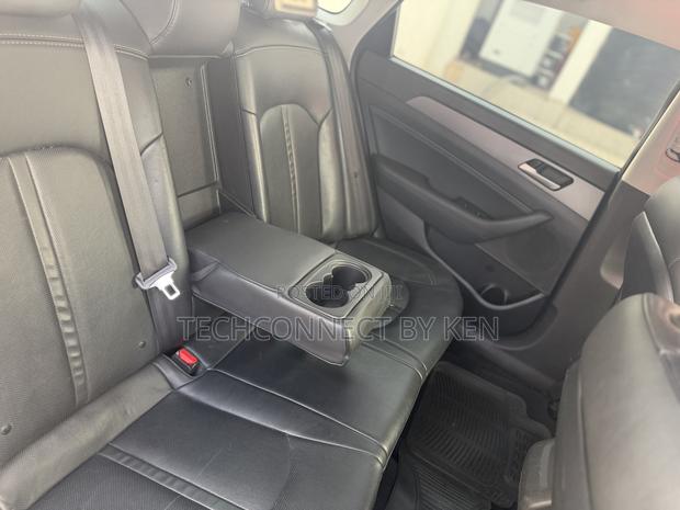 Hyundai Sonata Sport 2018 Gray photo 9