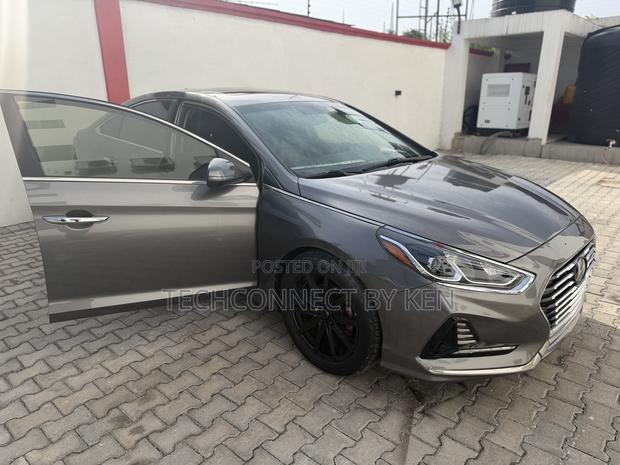 Hyundai Sonata Sport 2018 Gray photo 2