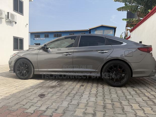Hyundai Sonata Sport 2018 Gray photo 11