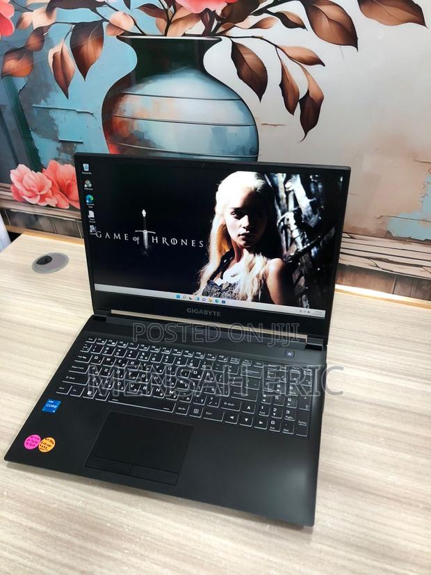 Laptop Gigabyte 16GB Intel Core I5 SSD 512GB
