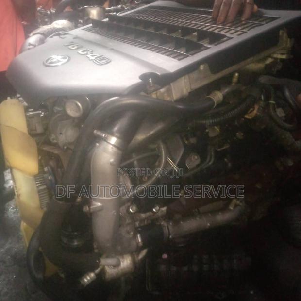 Toyota Land Cruiser Prado Engine 1vd photo 2