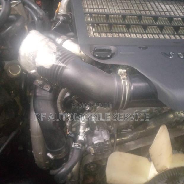 Toyota Land Cruiser Prado Engine 1vd photo 3