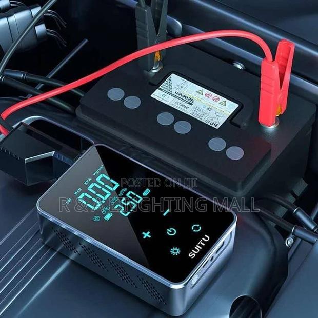 Portable Car Battery Jump Starter With Air Compressor photo 4