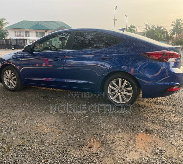 Hyundai Elantra 2020 Blue