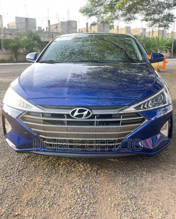 Hyundai Elantra 2020 Blue