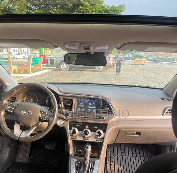 Hyundai Elantra 2020 Blue