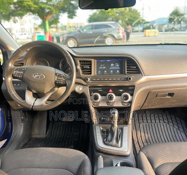 Hyundai Elantra 2020 Blue