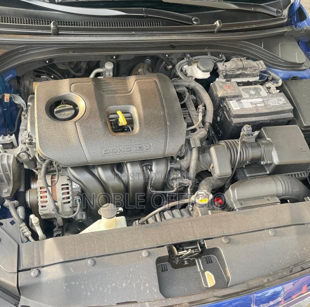 Hyundai Elantra 2020 Blue