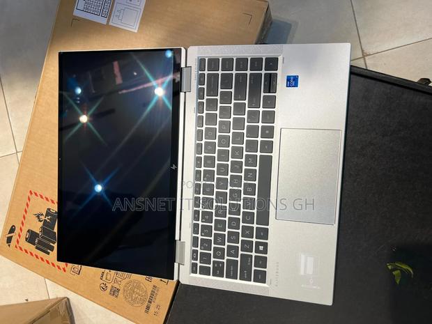New Laptop HP EliteBook 1040 G8 16GB Intel Core I7 SSD 512GB photo 3