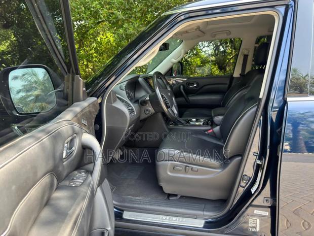 Infiniti QX80 Luxe 2021 Blue