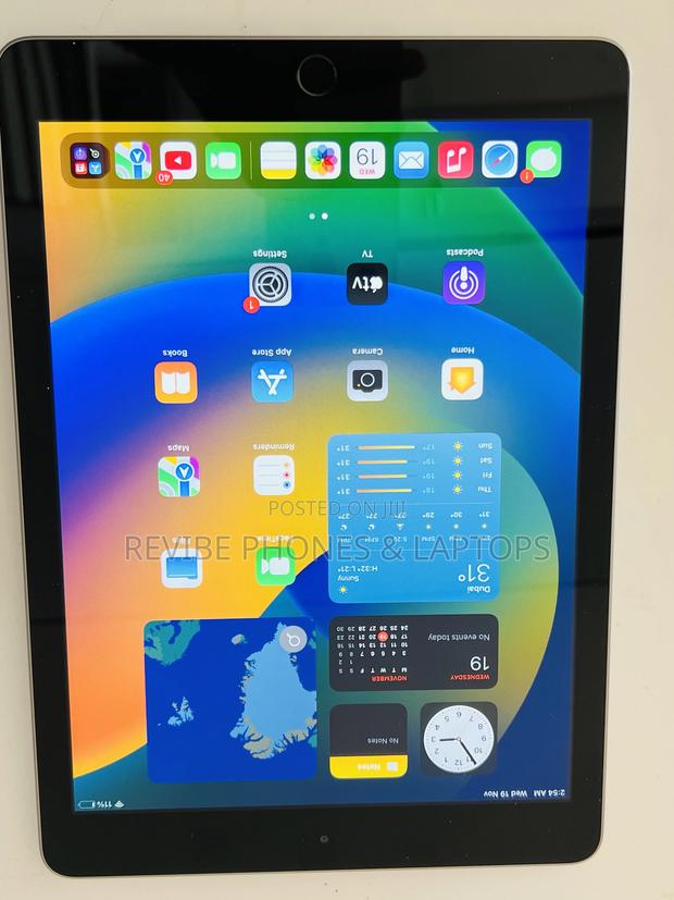New Apple iPad Wi-Fi 32 GB Silver