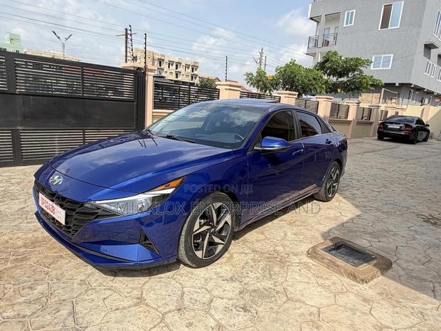 Hyundai Elantra Limited 2021 Blue