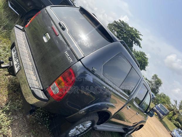 Toyota Hilux 3.0 D-4D 4x4 2015 Gray