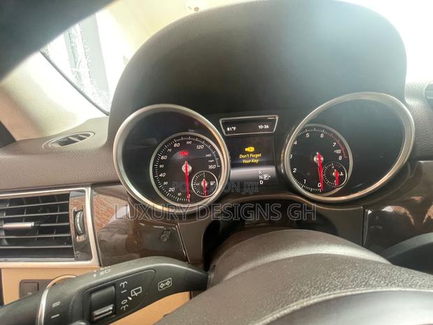 Mercedes-Benz GLE-Class 2015 White photo 3