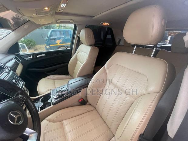 Mercedes-Benz GLE-Class 2015 White photo 6