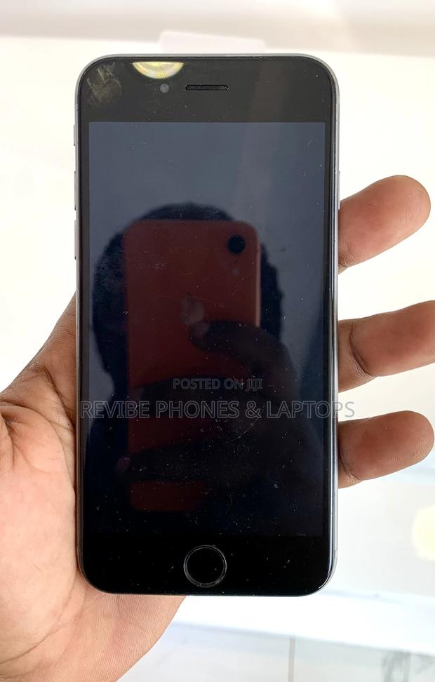 Apple iPhone 7 32 GB Black
