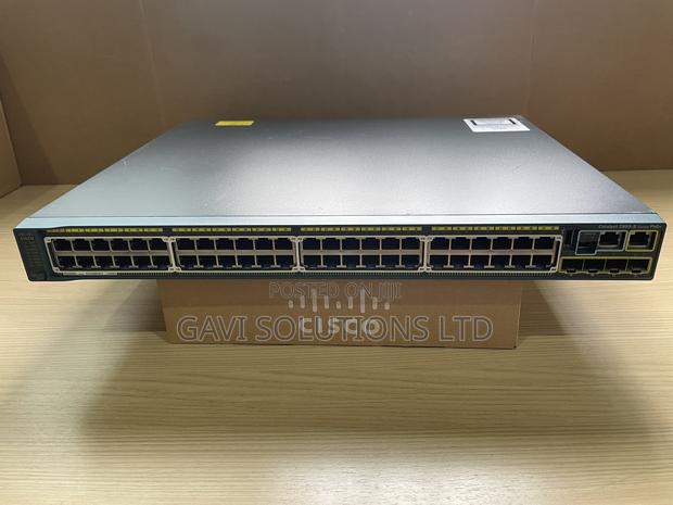 Cisco Catalyst 2960-S 48ports Poe+