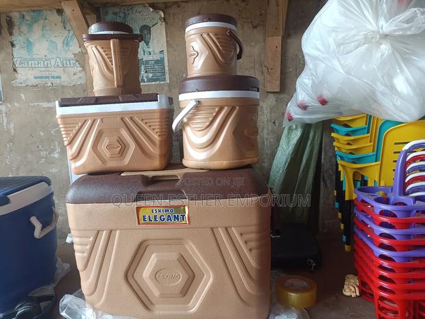 Kitchenware · Photo 2