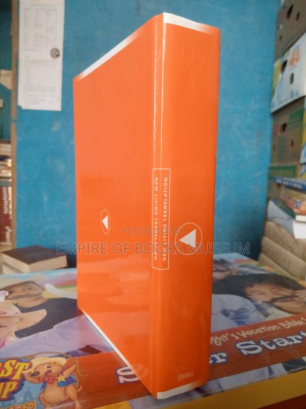 Student's Life Application Study Bible: NLT Hardback · Photo 2