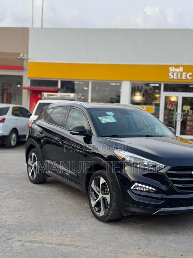 Hyundai Tucson Sport AWD 2016 Black