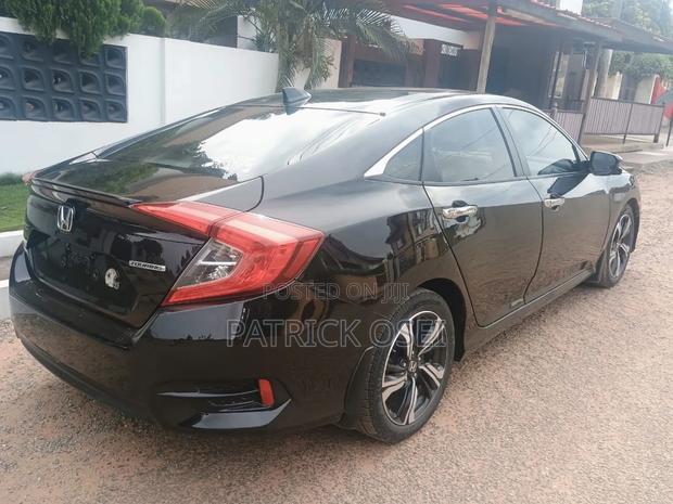 Honda Civic Touring 4dr Sedan (1.5L 4cyl) 2016 Black