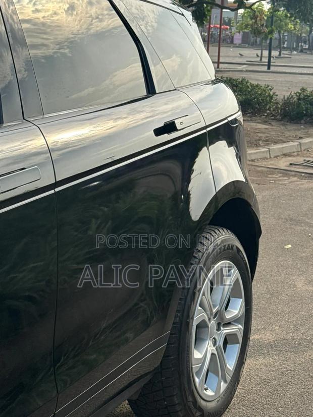 Land Rover Range Rover Evoque R-Dynamic HSE AWD 2020 Black