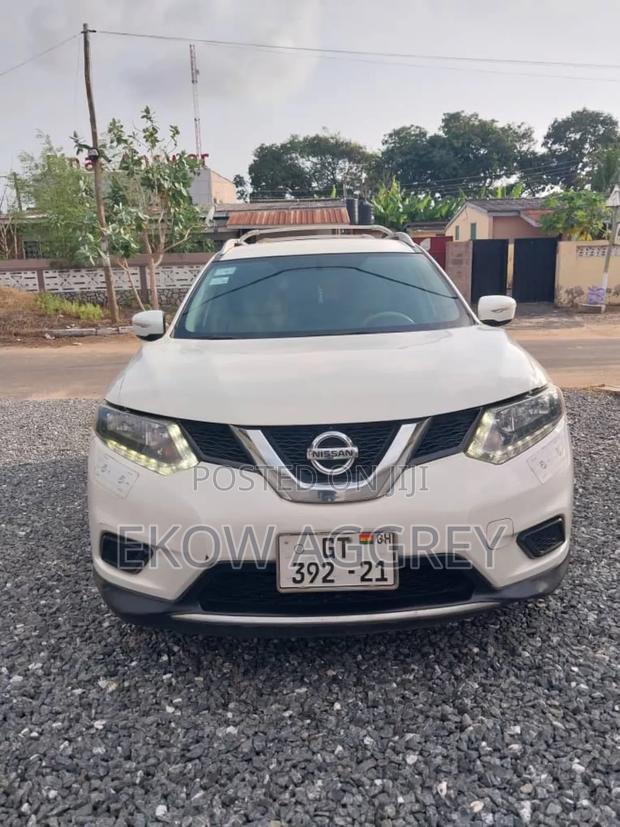 Nissan Rogue S 4dr SUV (2.5L 4cyl CVT) 2014 White