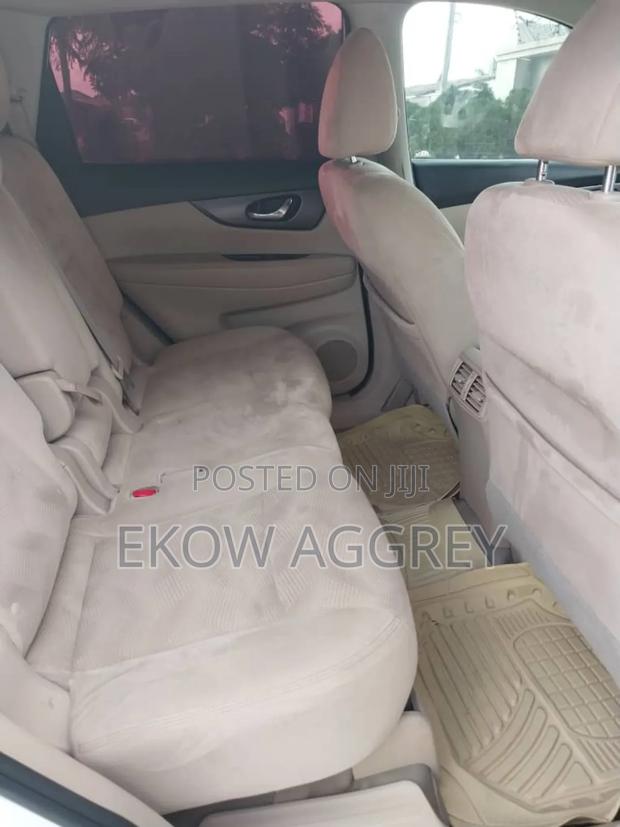 Nissan Rogue S 4dr SUV (2.5L 4cyl CVT) 2014 White