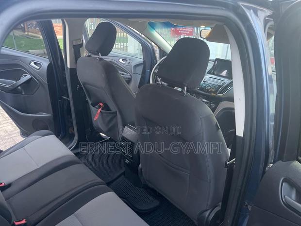 Ford Escape SE 4x4 2018 Blue