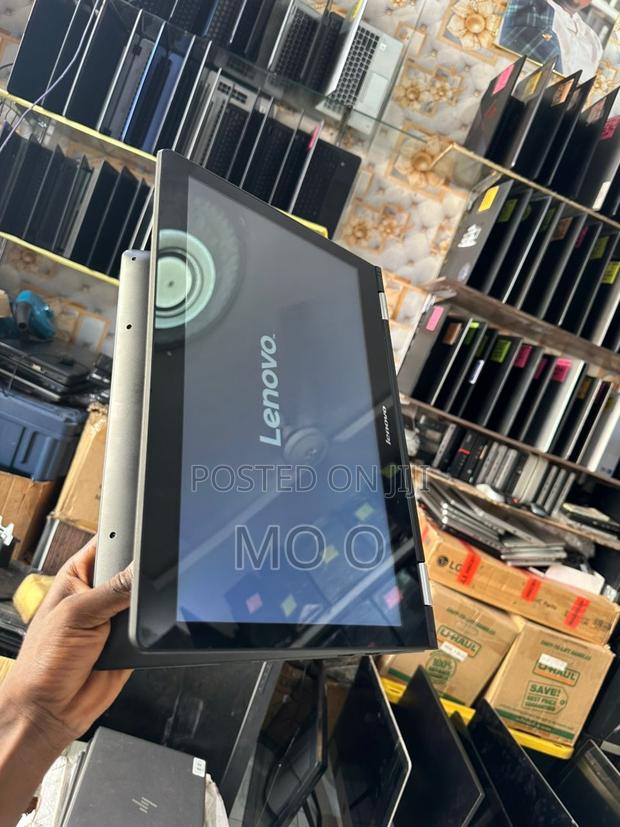 Laptop Lenovo Yoga 330 8GB AMD A8 HDD 750GB