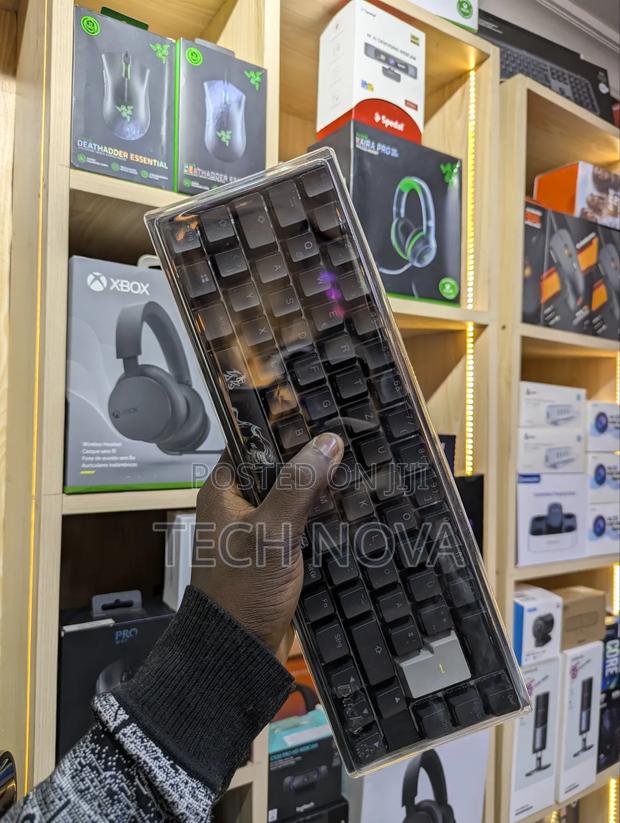 Ducky One 2 Sf German Gaming Keyboard, RGB Mechanical Keyboard photo 3