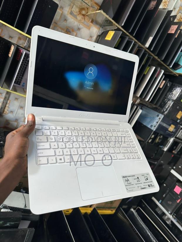 Laptop Asus ASUSPRO B9440UA 8GB Intel Pentium HDD+SSD 500GB photo 4