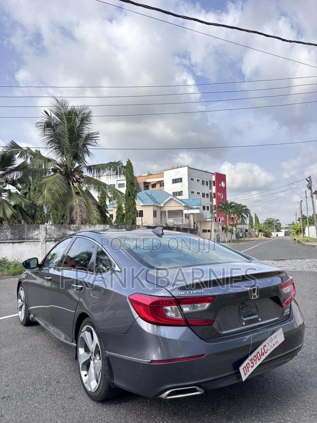 Honda Accord Touring 2.0T 2020 Gray