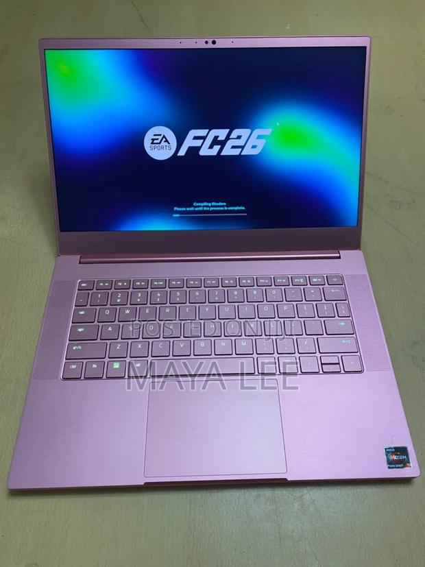 Laptop Razer Blade 16GB AMD Ryzen 9 SSD 1T photo 3
