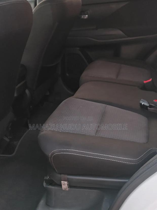 Mitsubishi Outlander SE FWD 2018 White