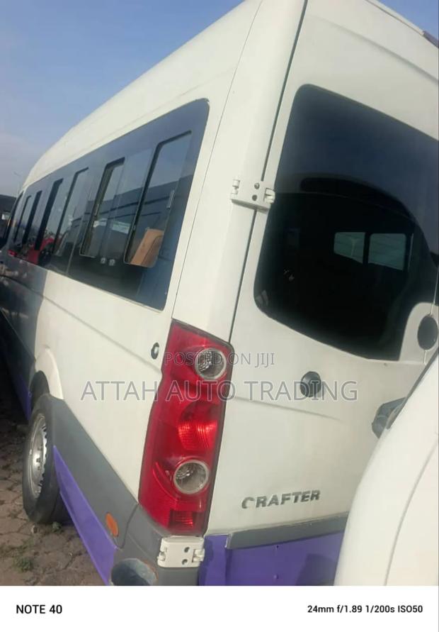 Volkswagen Crafter 2010 White photo 4