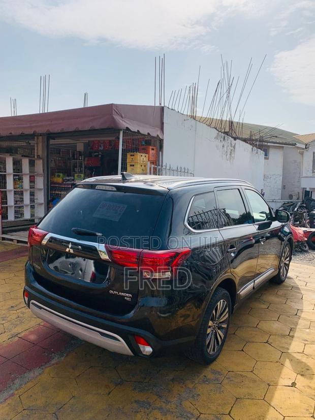 Mitsubishi Outlander SEL FWD 2019 Black