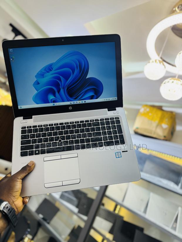 Laptop HP EliteBook 850 G3 8GB Intel Core i5 HDD 500GB photo 2