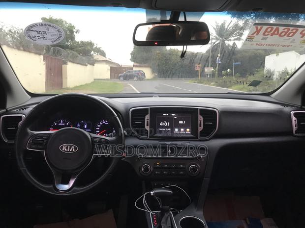 Kia Sportage 2016 Blue · Photo 2