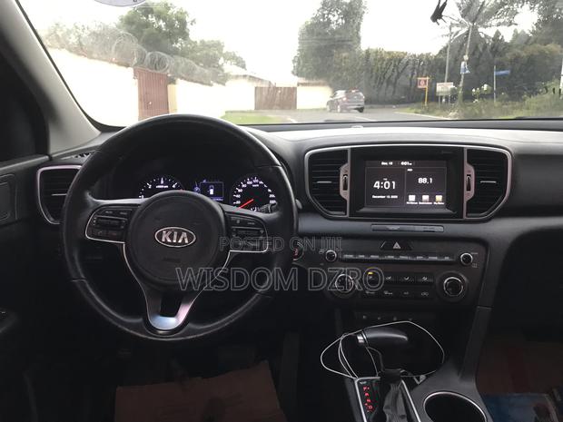Kia Sportage 2016 Blue · Photo 3