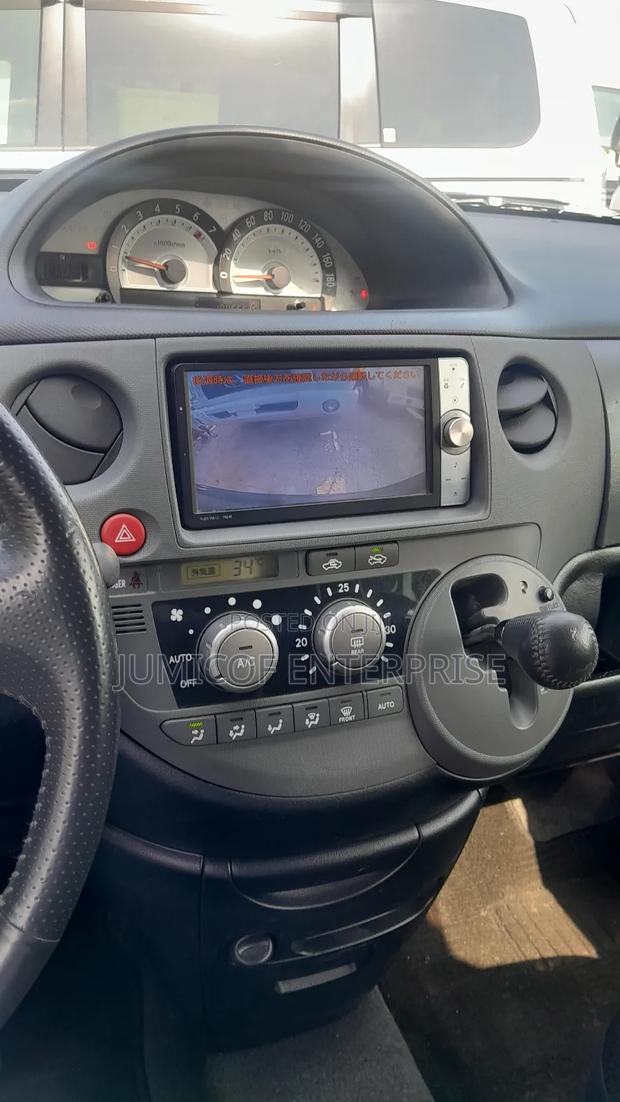 Toyota Sienta 2013 Black