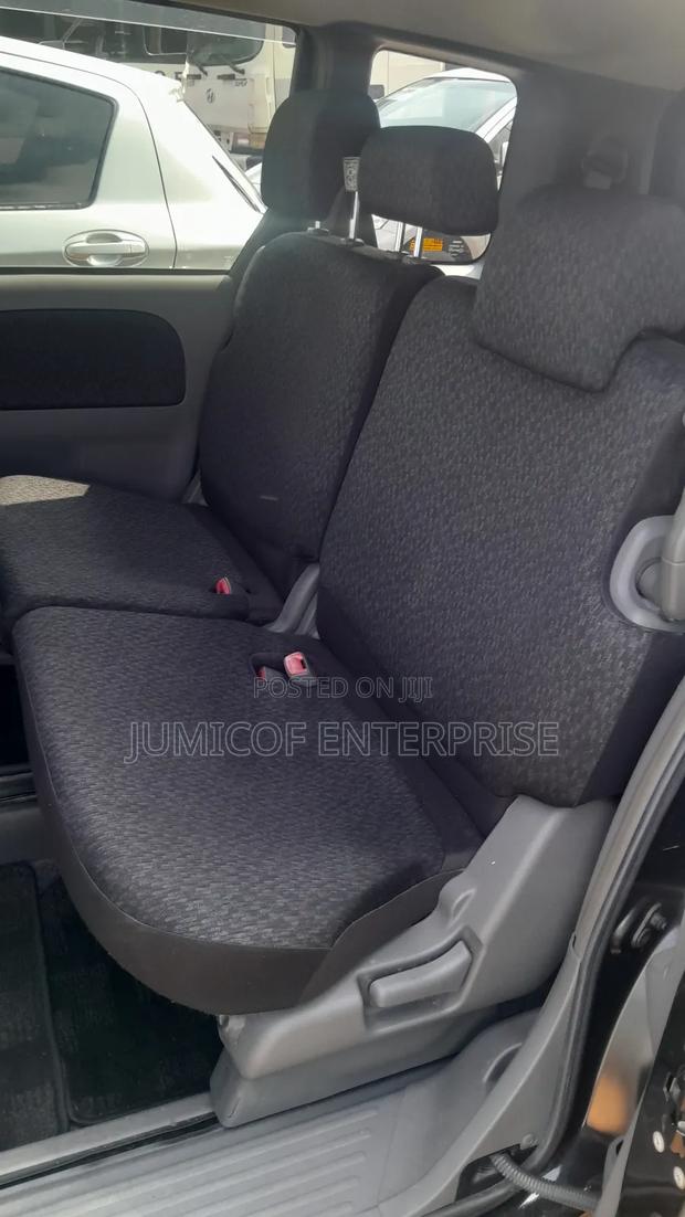 Toyota Sienta 2013 Black