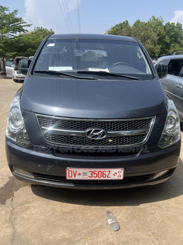 Hyundai Starex 2015 Blue photo 6