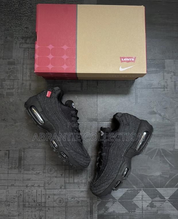 Nike Airmax 95 Og Levi’S Obsidian Black · Photo 3