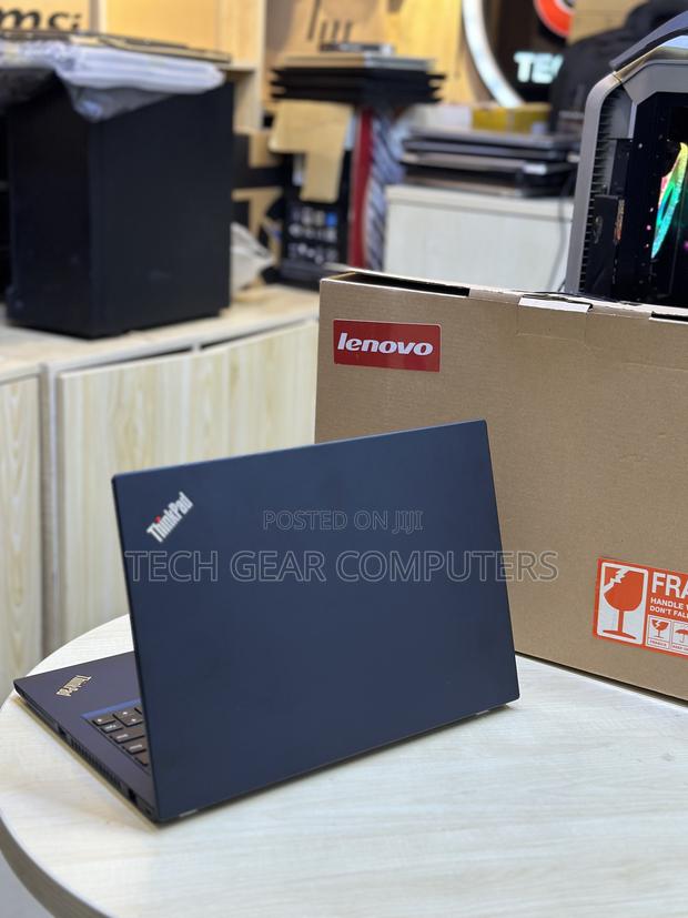 Laptop Lenovo ThinkPad T14 16GB AMD Ryzen 7 SSD 256GB photo 2