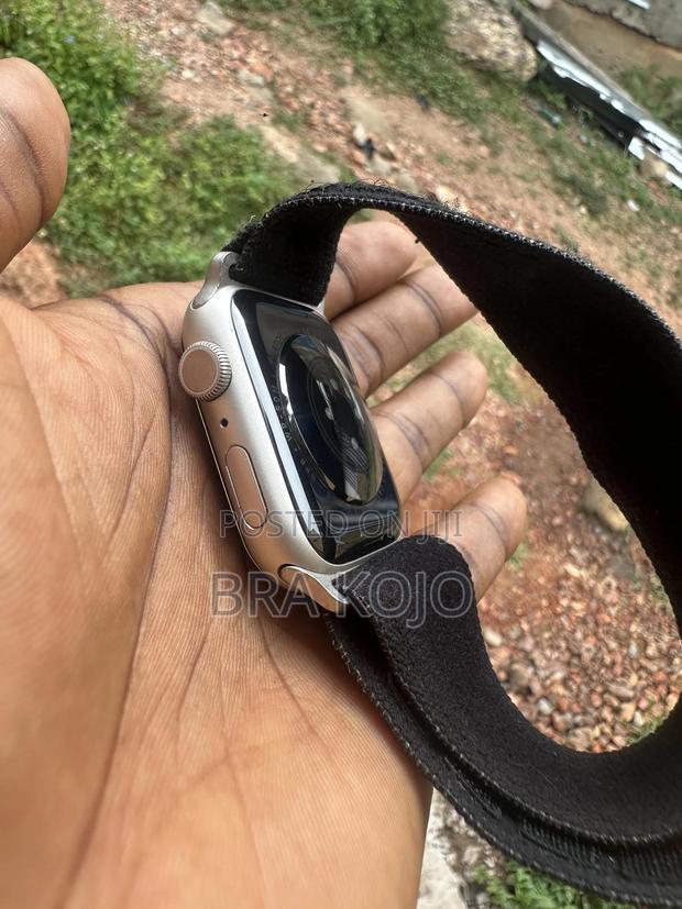 Apple Watch Series 7 · Photo 4
