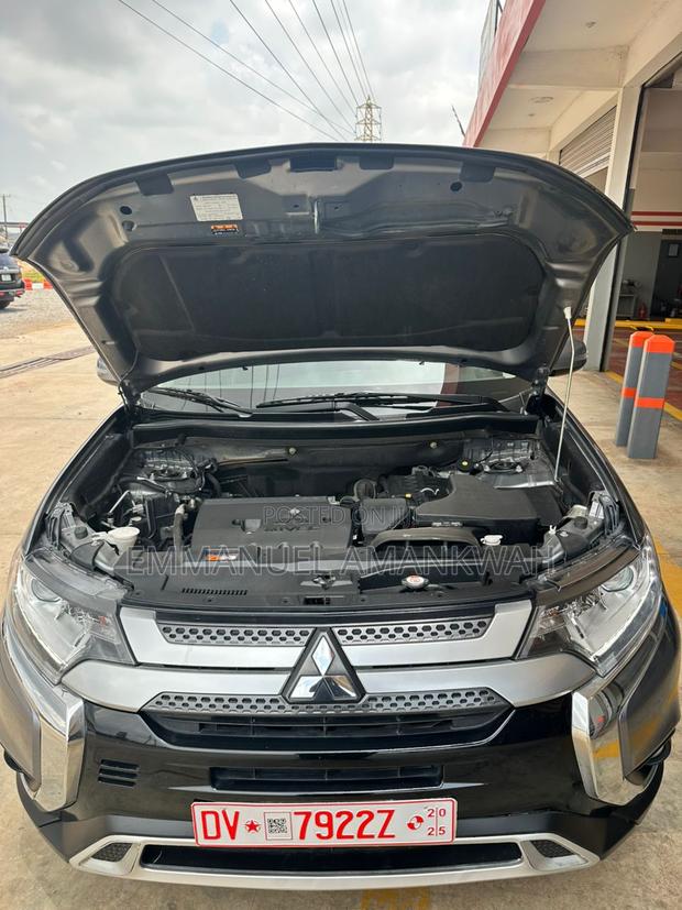 Mitsubishi Outlander SE S-AWC 2020 Gray